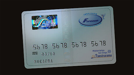 Mexico Fonacot Consumer Credit Card protected with a KINEGRAM Mexico Fonacot Consumer Credit Card protected with a KINEGRAM