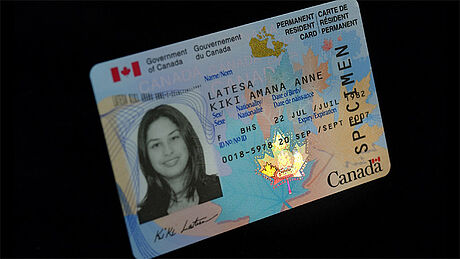 Canada Permanent Resident Card protected with a KINEGRAM Canada Permanent Resident Card protected with a KINEGRAM