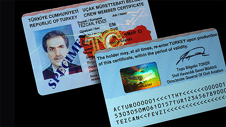 Türkiye Crew Member Certificate protected wth a KINEGRAM Türkiye Crew Member Certificate protected wth a KINEGRAM