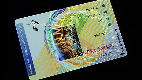 The Netherlands Immigration Card protected wth a KINEGRAM The Netherlands Immigration Card protected wth a KINEGRAM