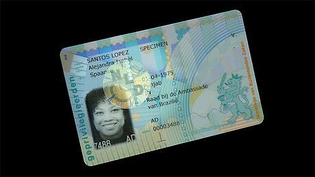 The Netherlands ID Card for Privileged Persons protected wth a KINEGRAM The Netherlands ID Card for Privileged Persons protected wth a KINEGRAM