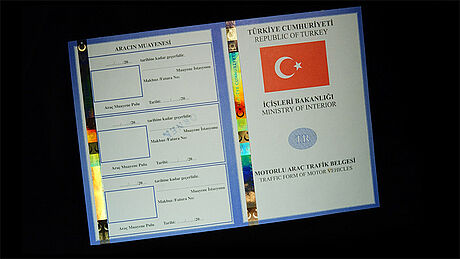 Türkiye Traffic Form Document protected wth a KINEGRAM Türkiye Traffic Form Document protected wth a KINEGRAM